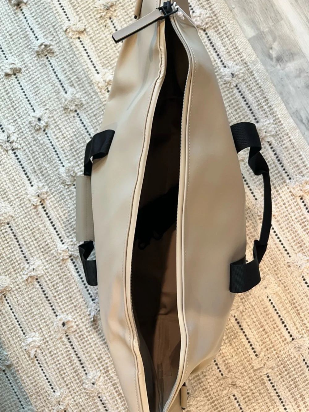 Rains Sand Hilo Weekend Bag